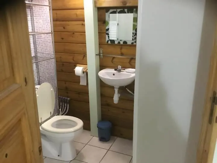 Auberge de jeunesse Smart-Lidays'Mini-Dorm à Sainte-Anne  Guadeloupe